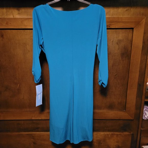 Nice blue dress - Picture 2 of 3